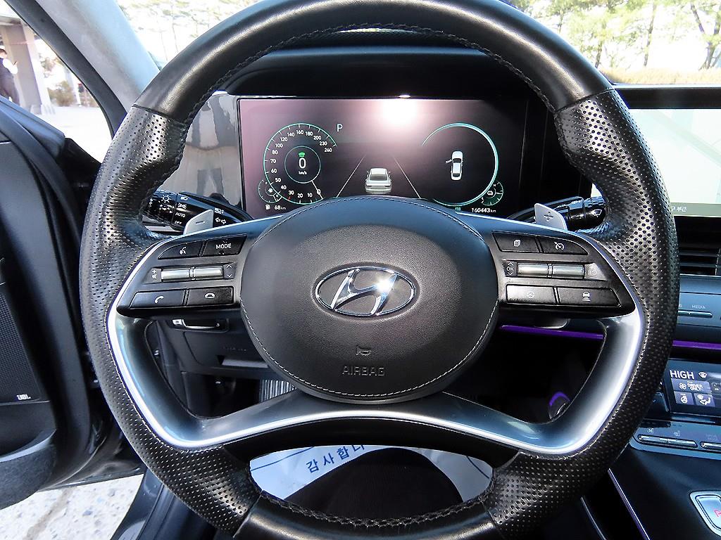 HYUNDAI Grandeur - Vista 8