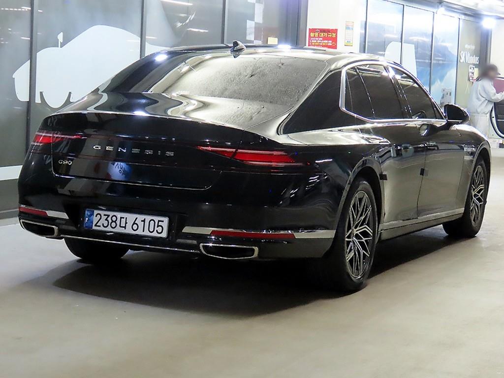 Genesis G90 - Vista 4