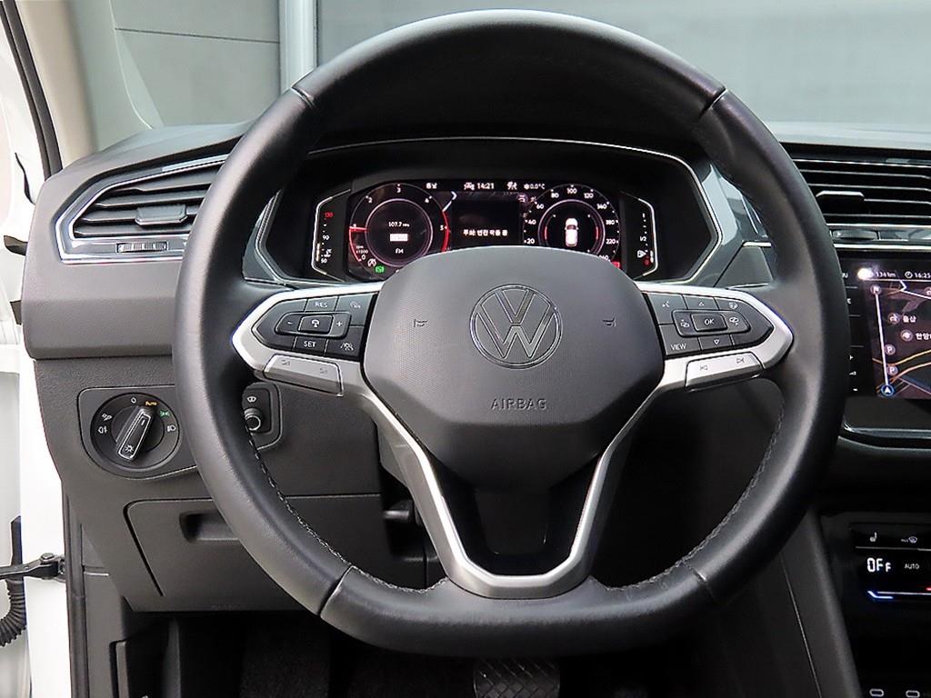 Volkswagen Tiguan - Vista 9