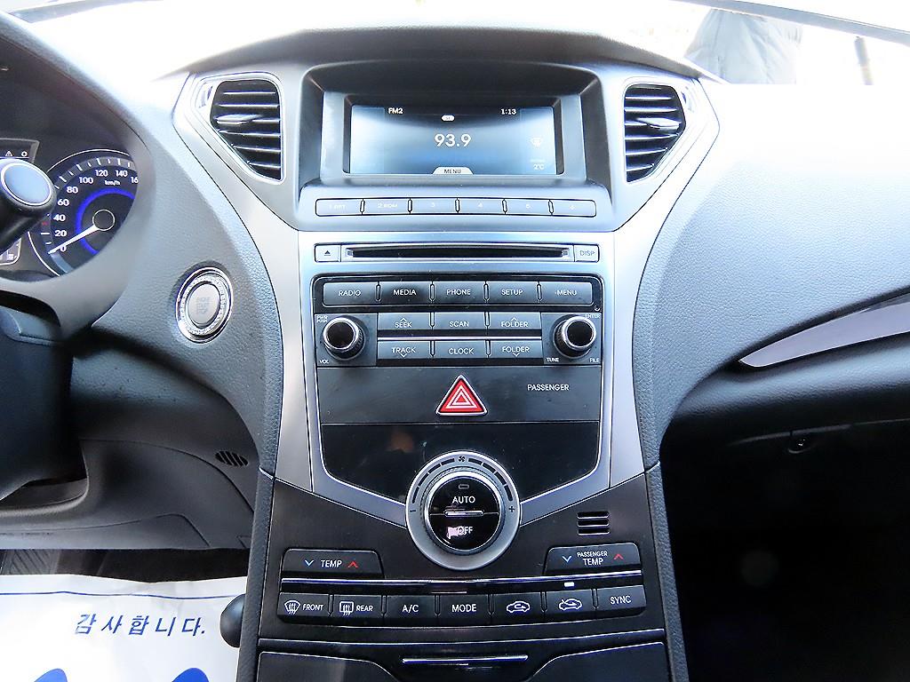 HYUNDAI Grandeur 2015 Negro - Importación desde Corea - HF Imports Iquique - Foto 13