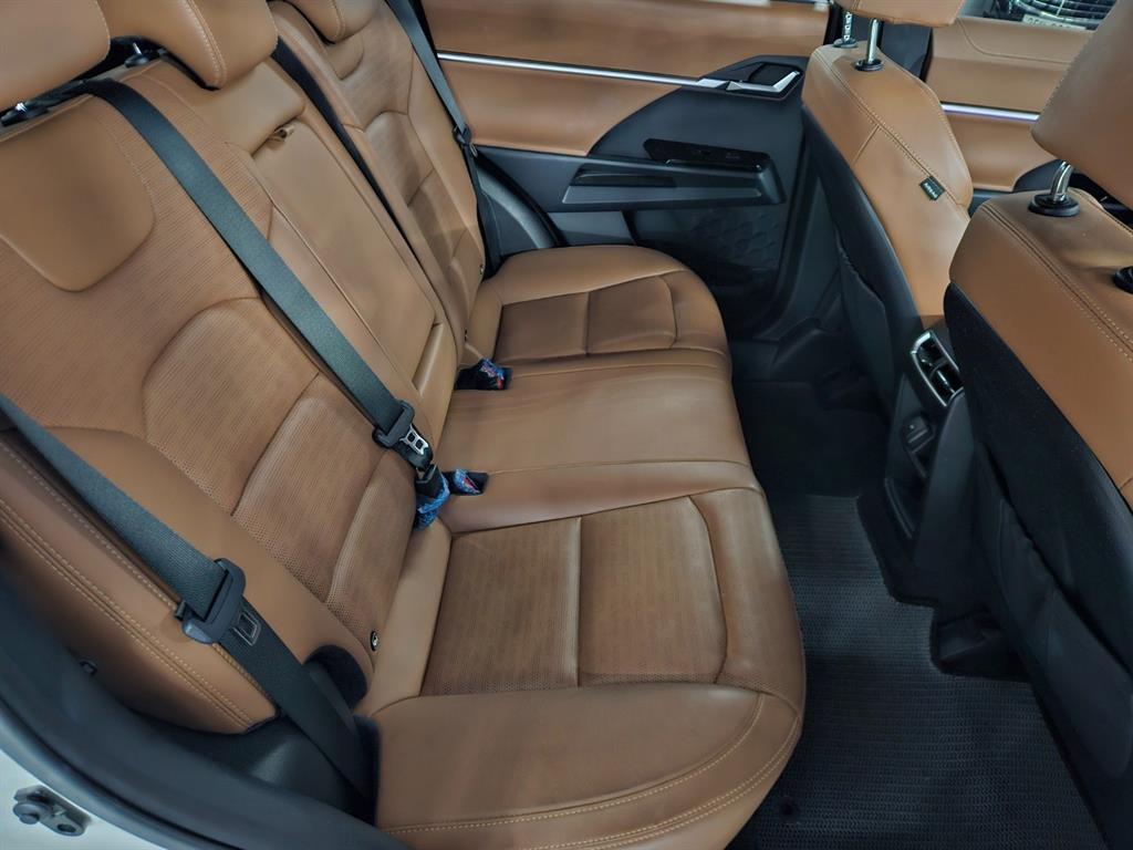 Ssangyong Torres - Vista 9