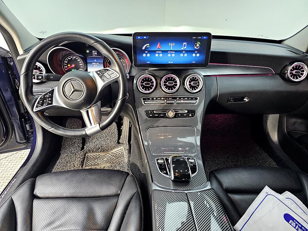 Mercedes Benz C Class - Vista 5