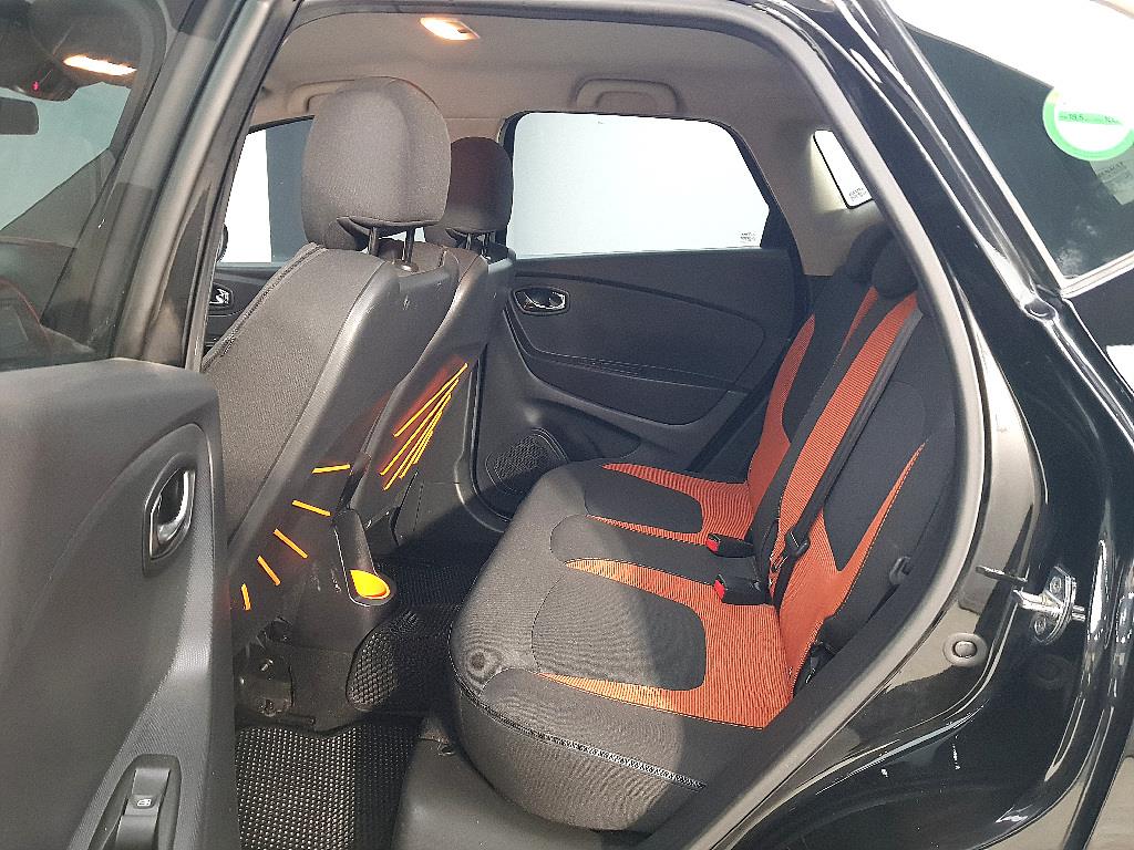 SAMSUNG QM3 - Vista 9