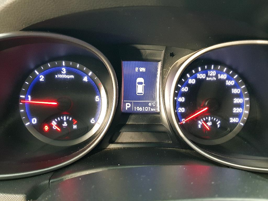 HYUNDAI Santa Fe - Vista 7