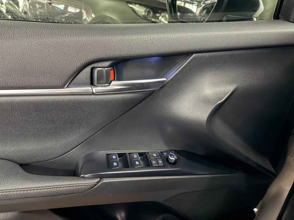 Toyota Camry - Vista 10