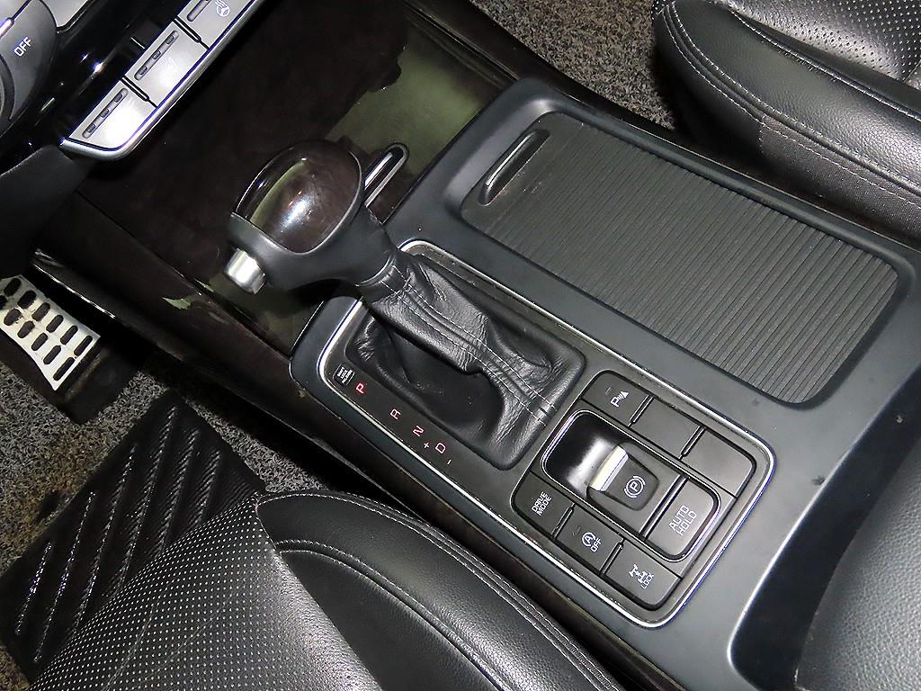 KIA Sorento - Vista 12