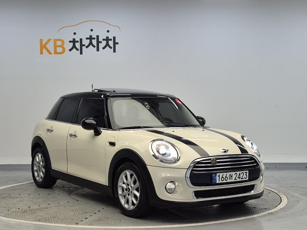 Mini Cooper - Vista 4