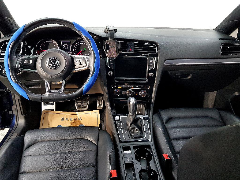 Volkswagen Golf - Vista 5