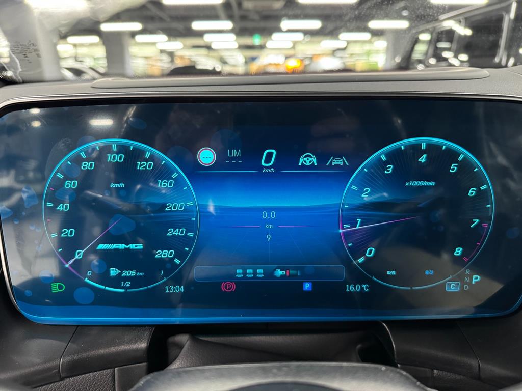 Mercedes Benz GLC Class - Vista 8