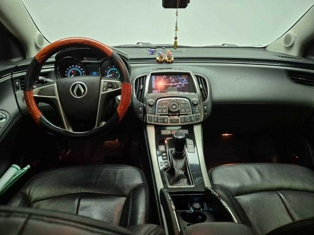 DAEWOO Alpheon - Vista 7