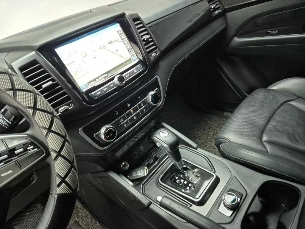 Ssangyong Rexton - Vista 10