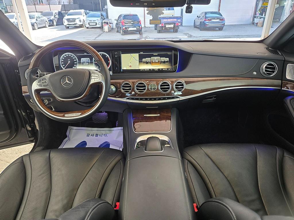 Mercedes Benz S Class - Vista 10