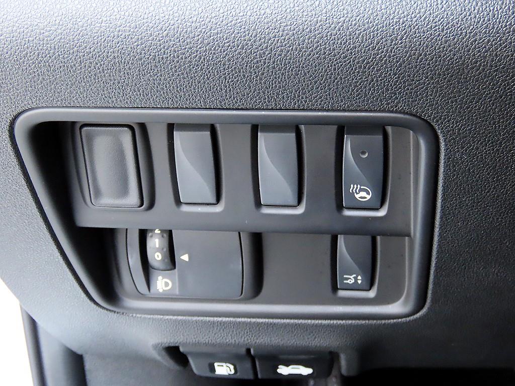 SAMSUNG QM6 - Vista 12