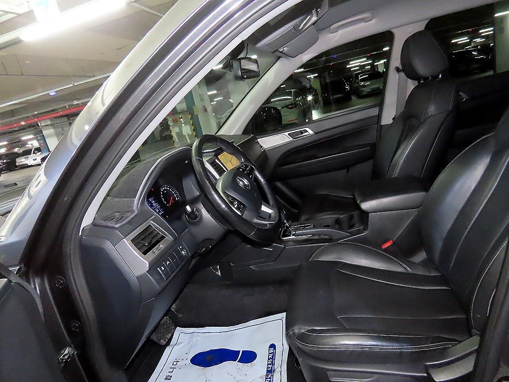 Ssangyong Rexton - Vista 6