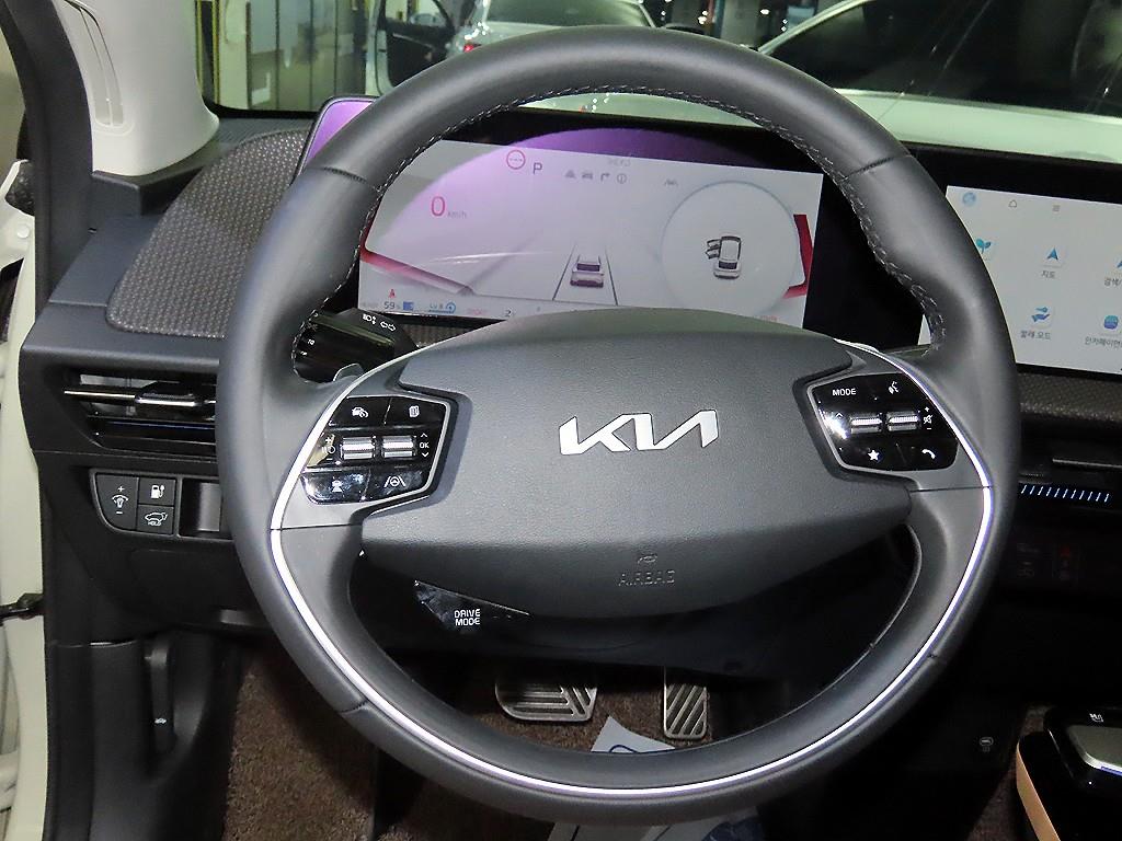 KIA EV6 - Vista 8
