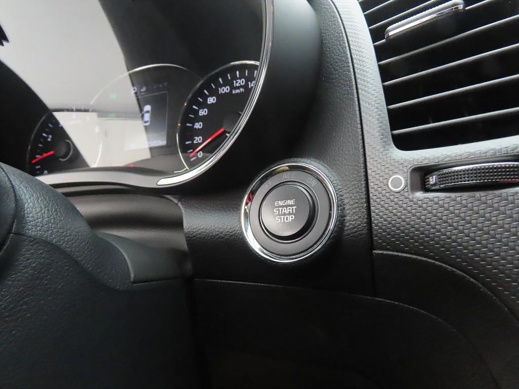 KIA K3 2018 Negro - Importación desde Corea - HF Imports Iquique - Foto 17