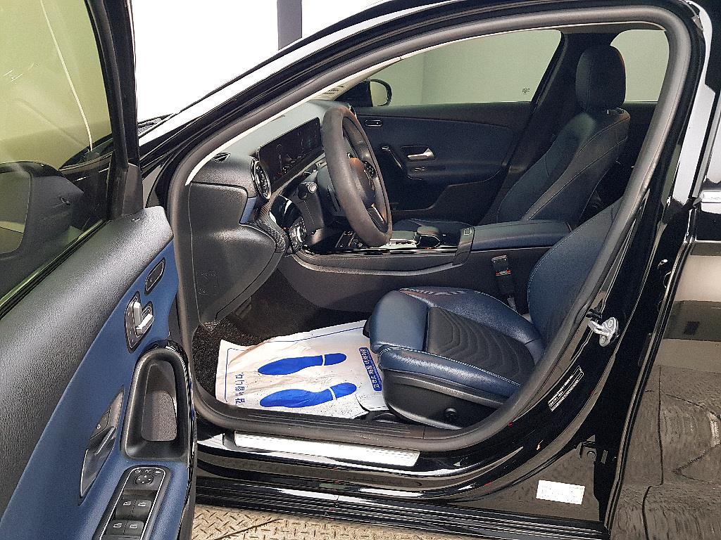 Mercedes Benz A Class - Vista 8