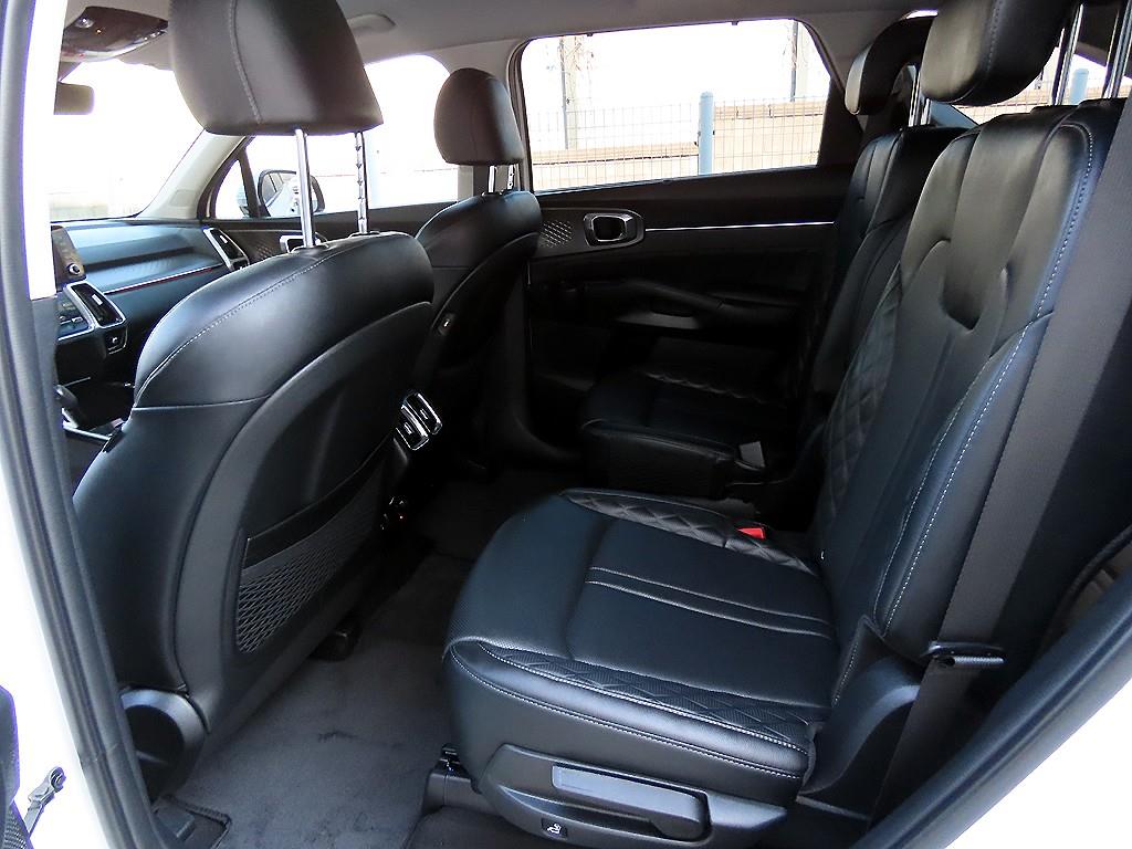 KIA Sorento - Vista 7