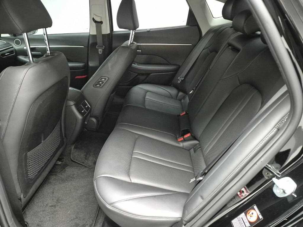 HYUNDAI Sonata - Vista 12