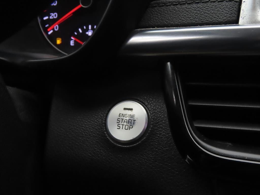 KIA K5 2016 Negro - Importación desde Corea - HF Imports Iquique - Foto 16