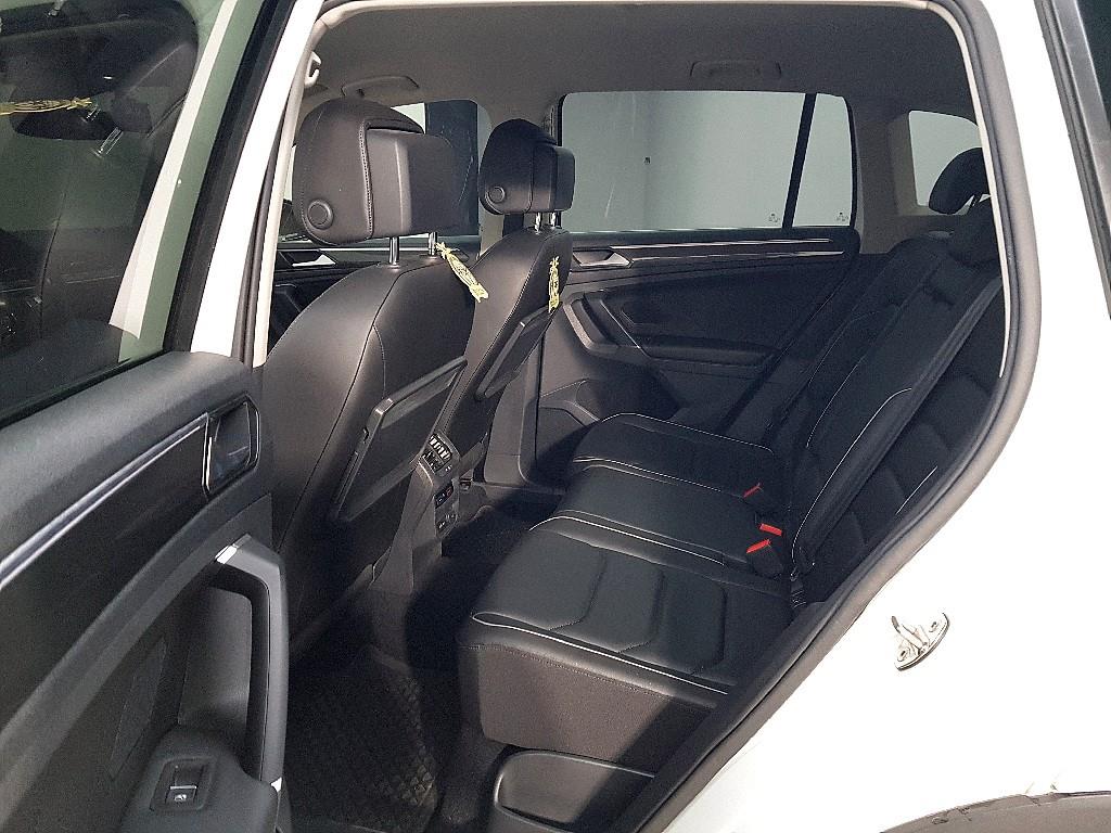 Volkswagen Tiguan - Vista 9
