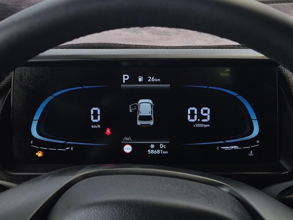 HYUNDAI Casper - Vista 6