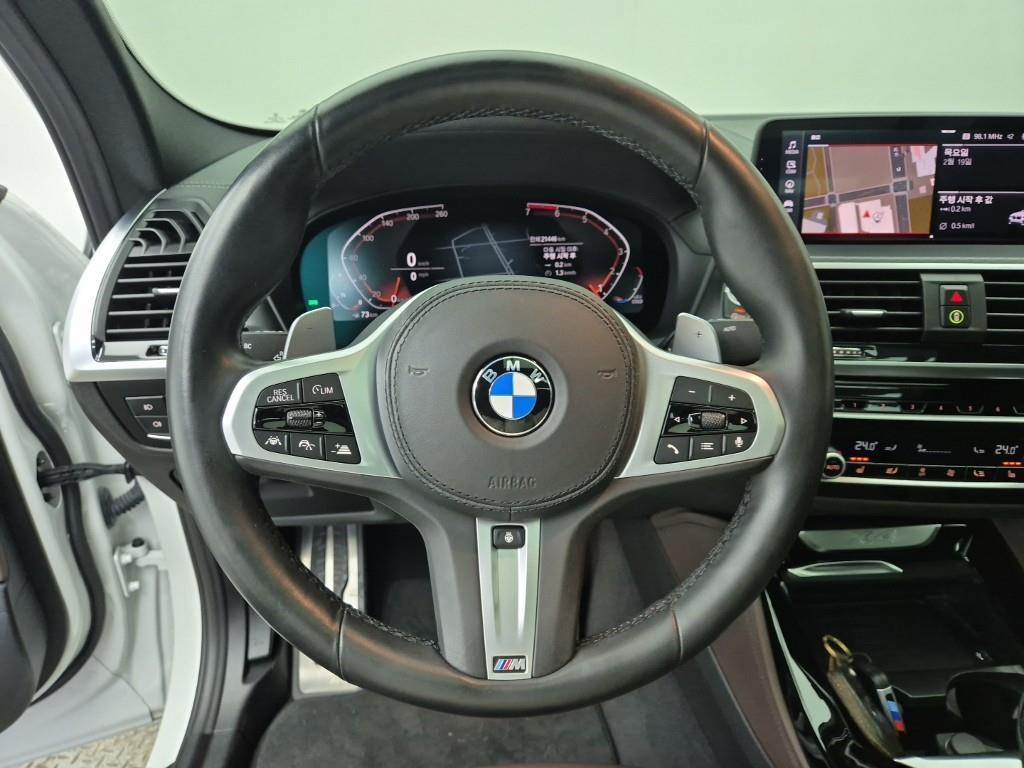 BMW X4 - Vista 9