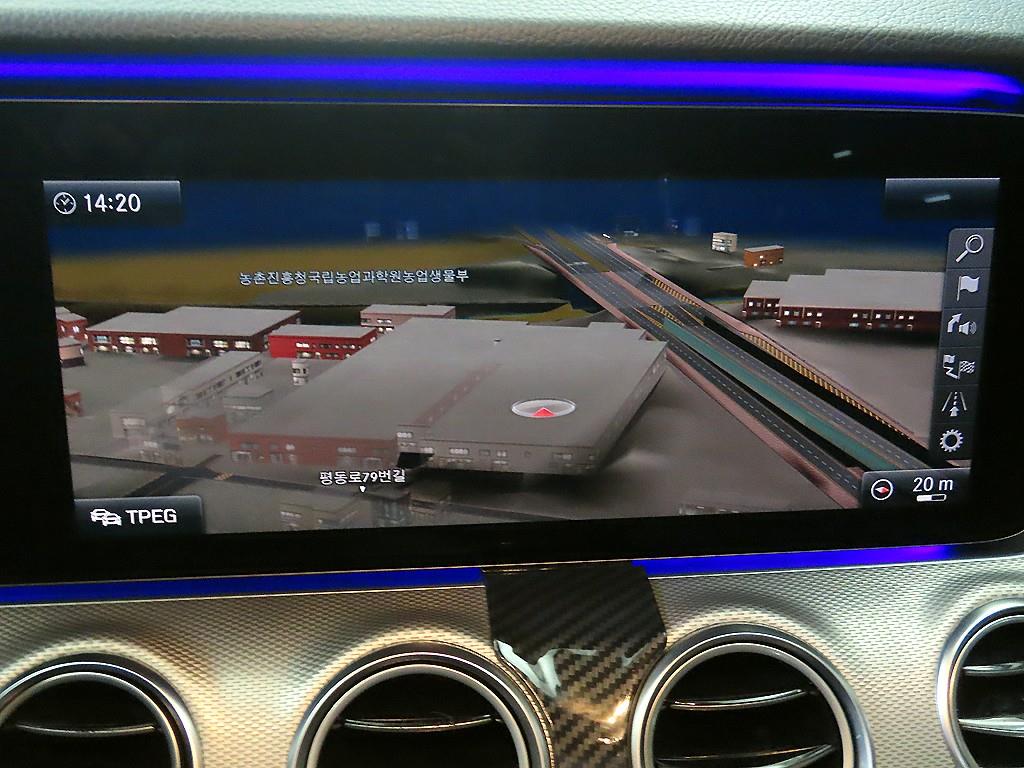 Mercedes Benz E class 2017 Blanco - Importación desde Corea - HF Imports Iquique - Foto 14