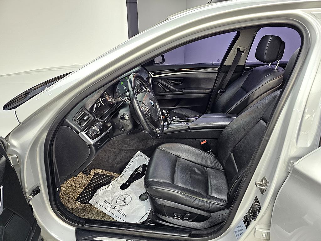 BMW 5 Series - Vista 8