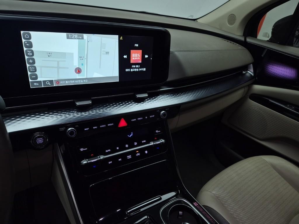 KIA Carnival 2022 Negro - Importación desde Corea - HF Imports Iquique - Foto 13