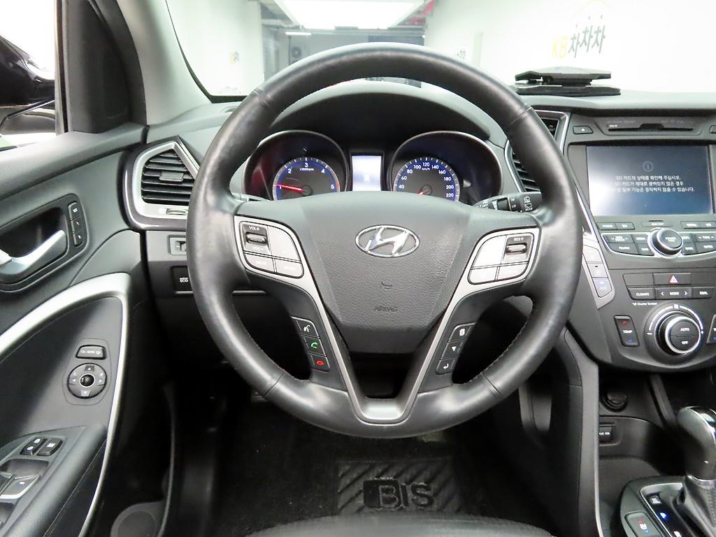 HYUNDAI Maxcruz - Vista 7