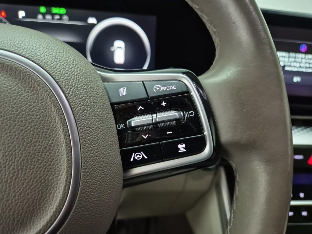 KIA Carnival - Vista 11