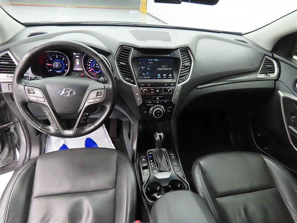 HYUNDAI Santa Fe - Vista 7