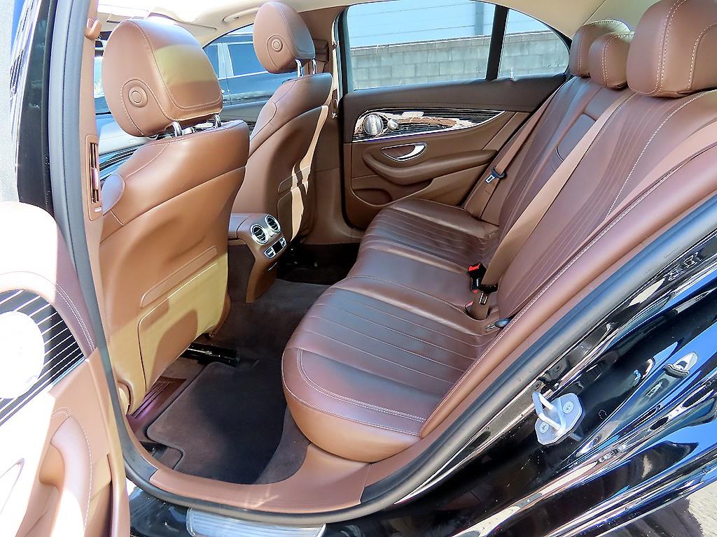 Mercedes Benz E class - Vista 6