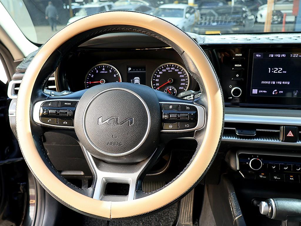 KIA K5 2022 Negro - Importación desde Corea - HF Imports Iquique - Foto 7