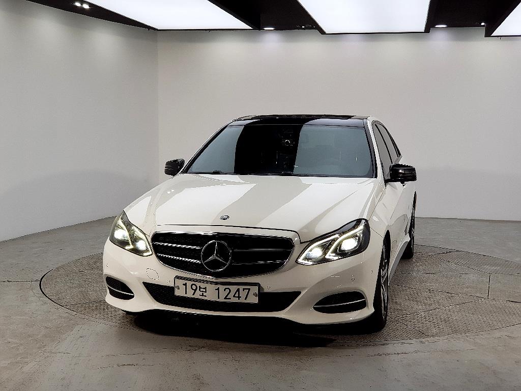 Mercedes Benz E class - Vista 2