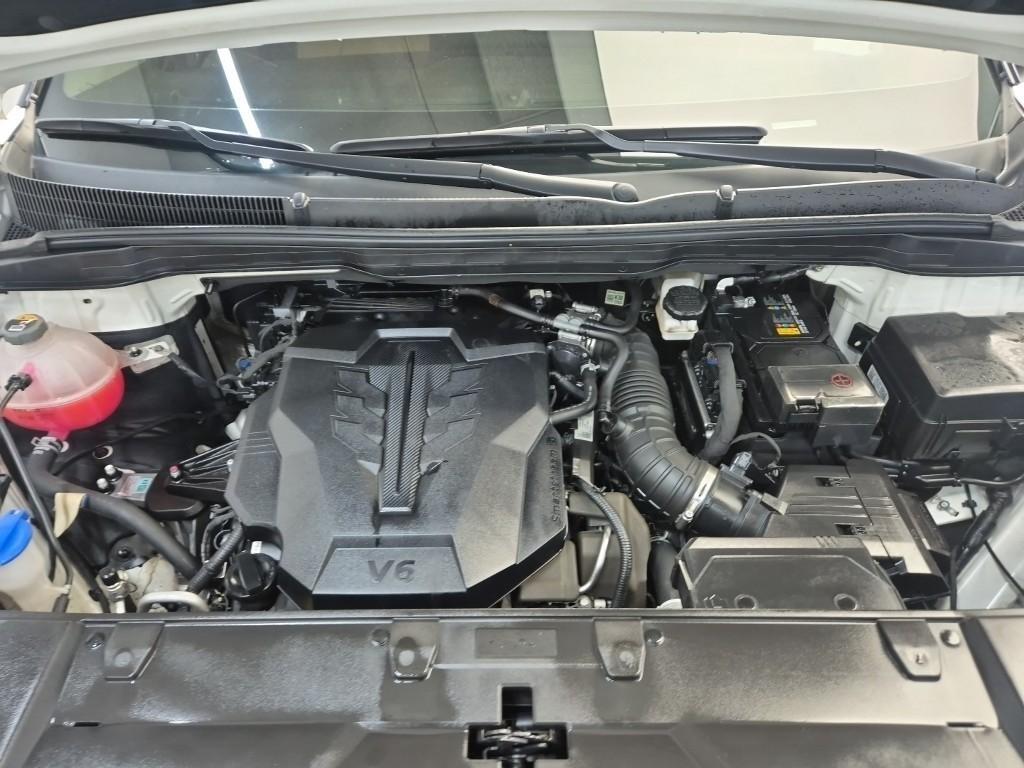 KIA Carnival - Vista 5