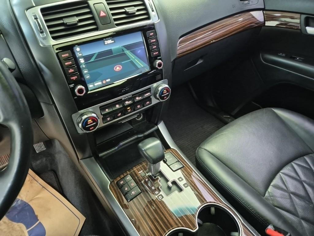 KIA Mohave - Vista 10