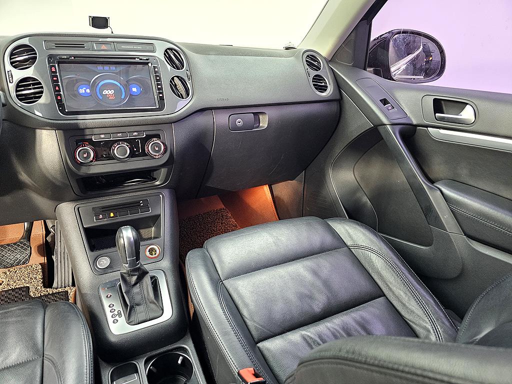 Volkswagen Tiguan - Vista 10