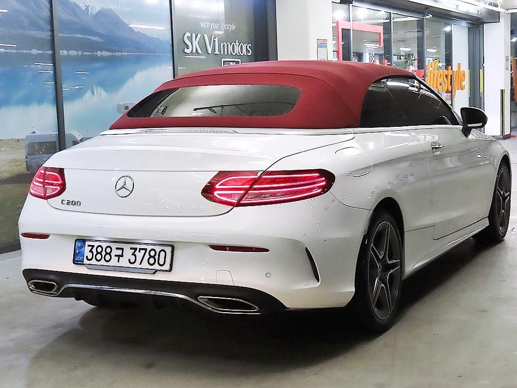 Mercedes Benz C Class - Vista 4