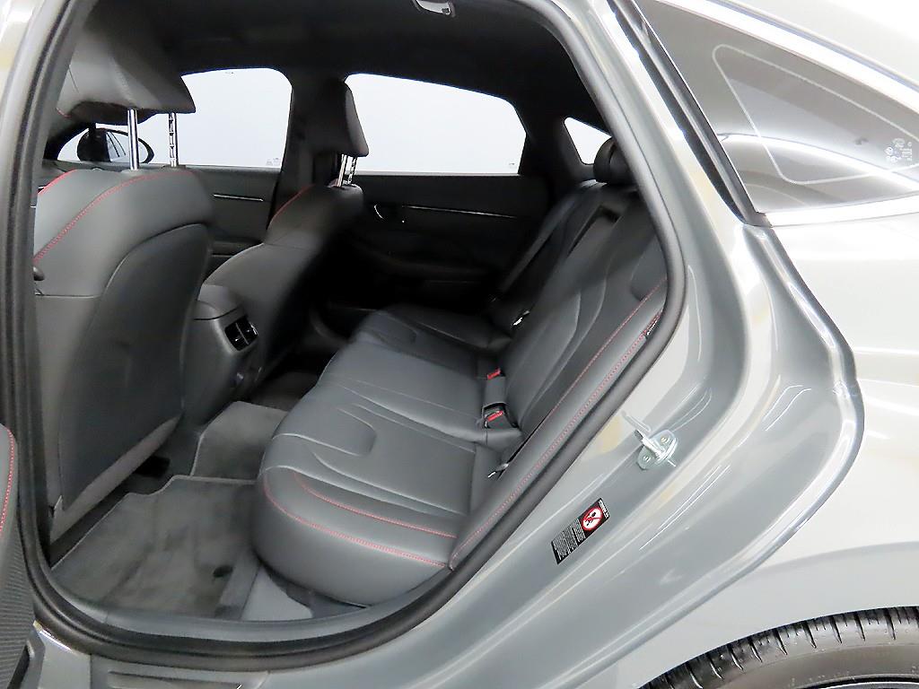 HYUNDAI Sonata - Vista 6