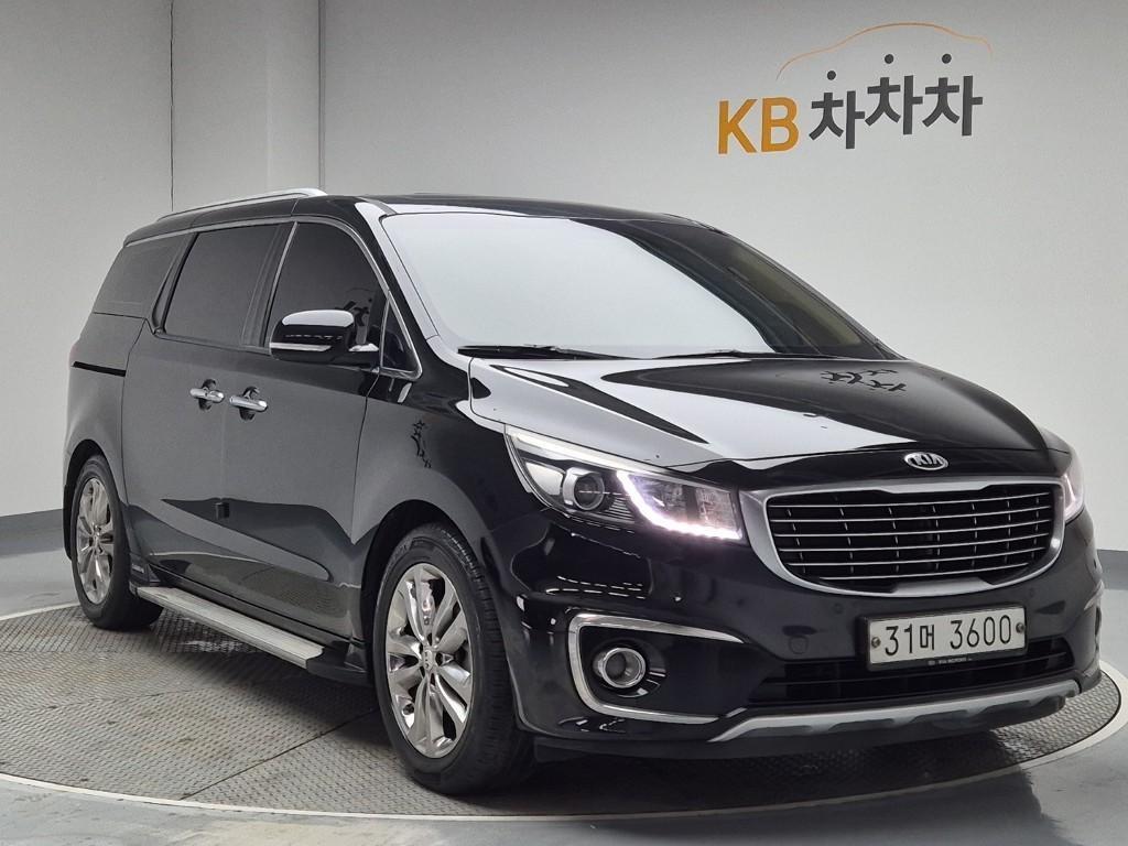 KIA Carnival - Vista 4