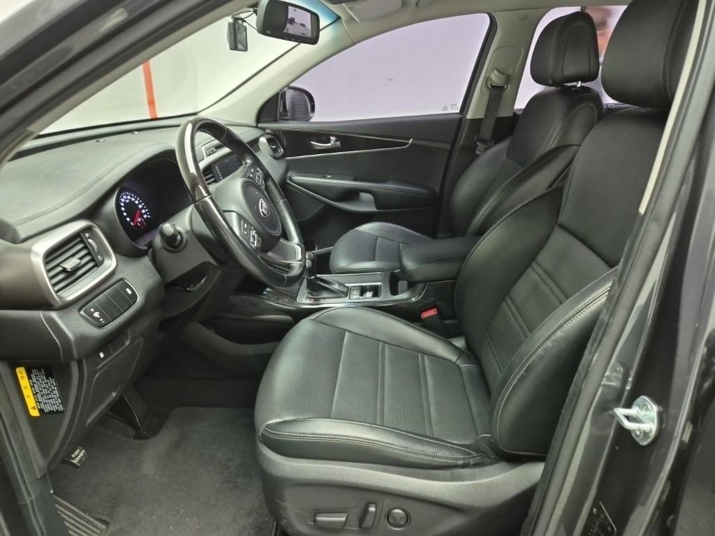 KIA Sorento - Vista 9