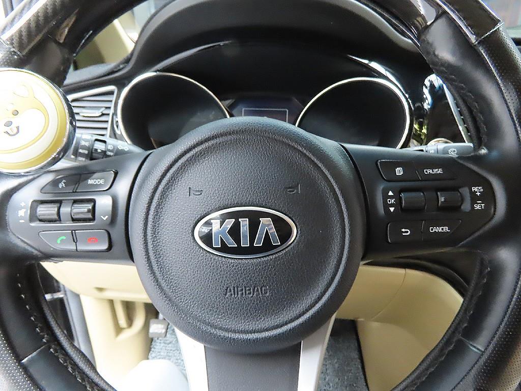 KIA Carnival 2016 Negro - Importación desde Corea - HF Imports Iquique - Foto 13