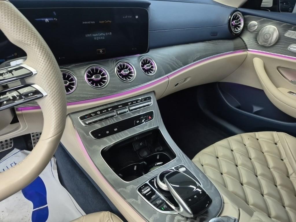 Mercedes Benz E class - Vista 10