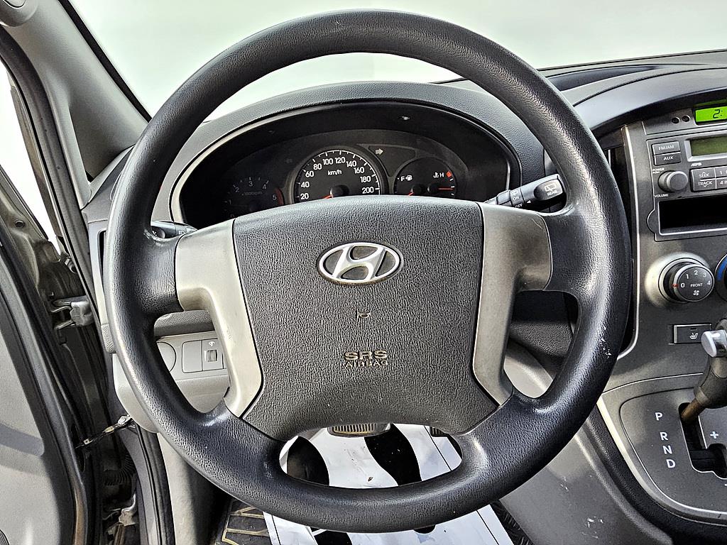 HYUNDAI Starex 2011 Plateado - Importación desde Corea - HF Imports Iquique - Foto 14