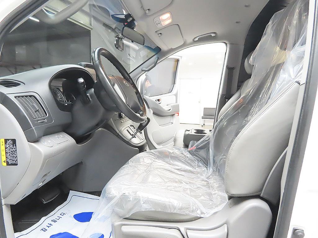 HYUNDAI Starex 2019 Blanco - Importación desde Corea - HF Imports Iquique - Foto 11