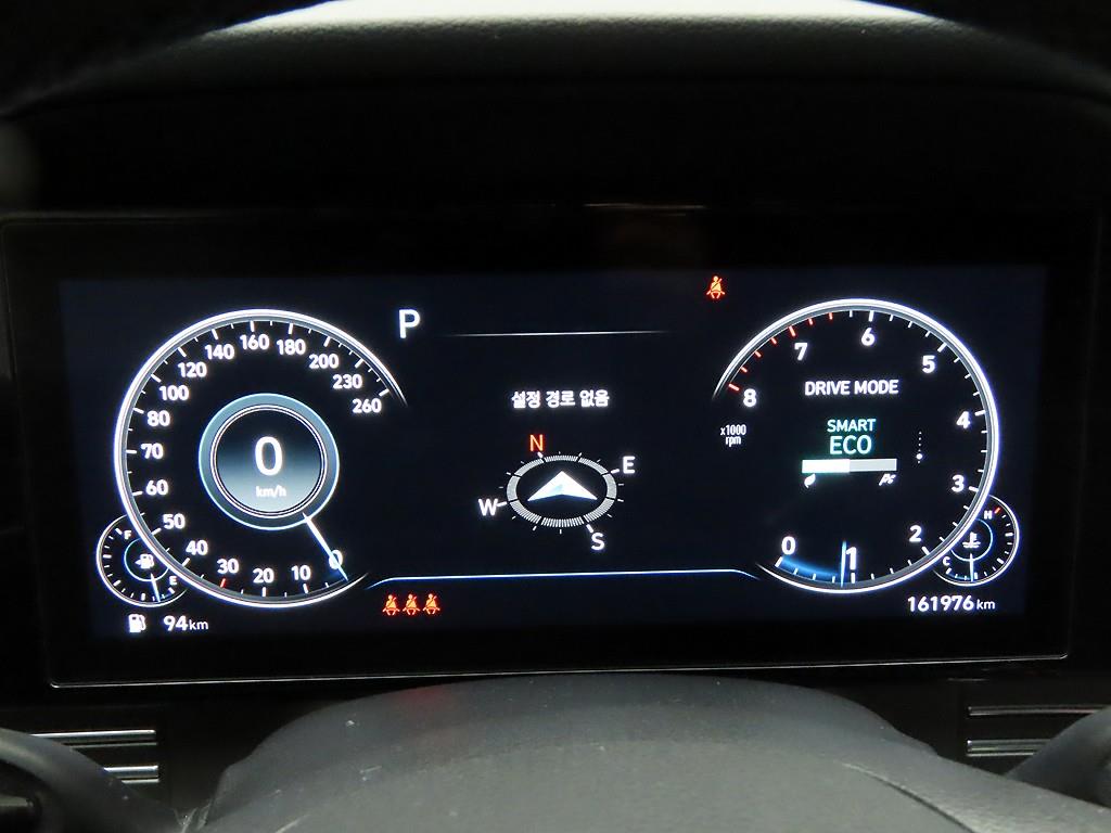 HYUNDAI Grandeur - Vista 5