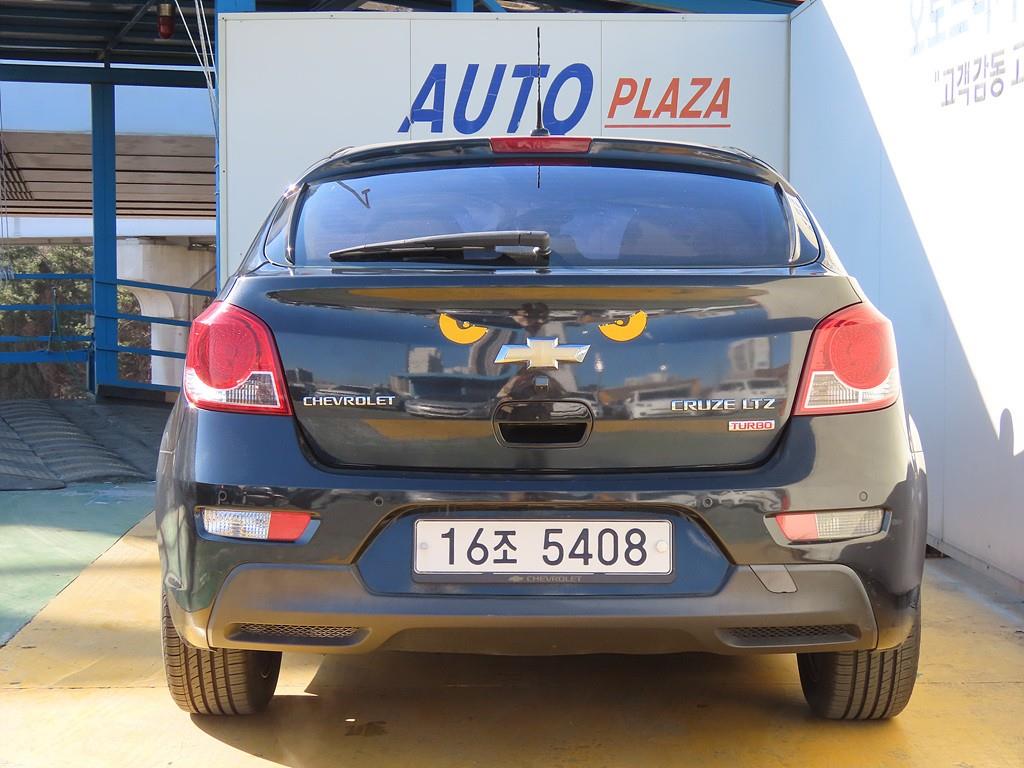 Chevrolet Cruise - Vista 3