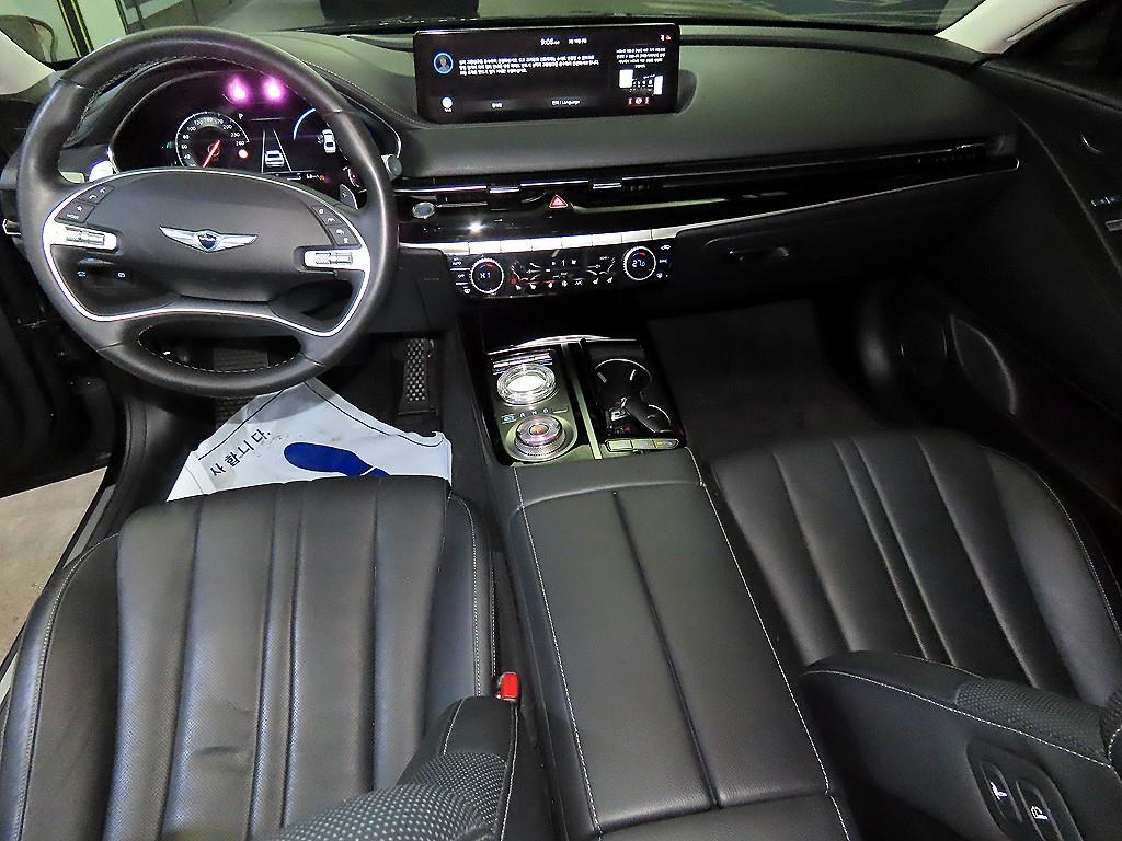 Genesis G80 - Vista 10